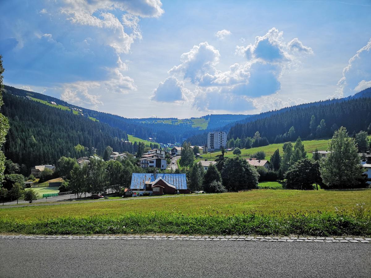 Penzion Lesni Pramen Pec pod Sněžkou Exterior foto