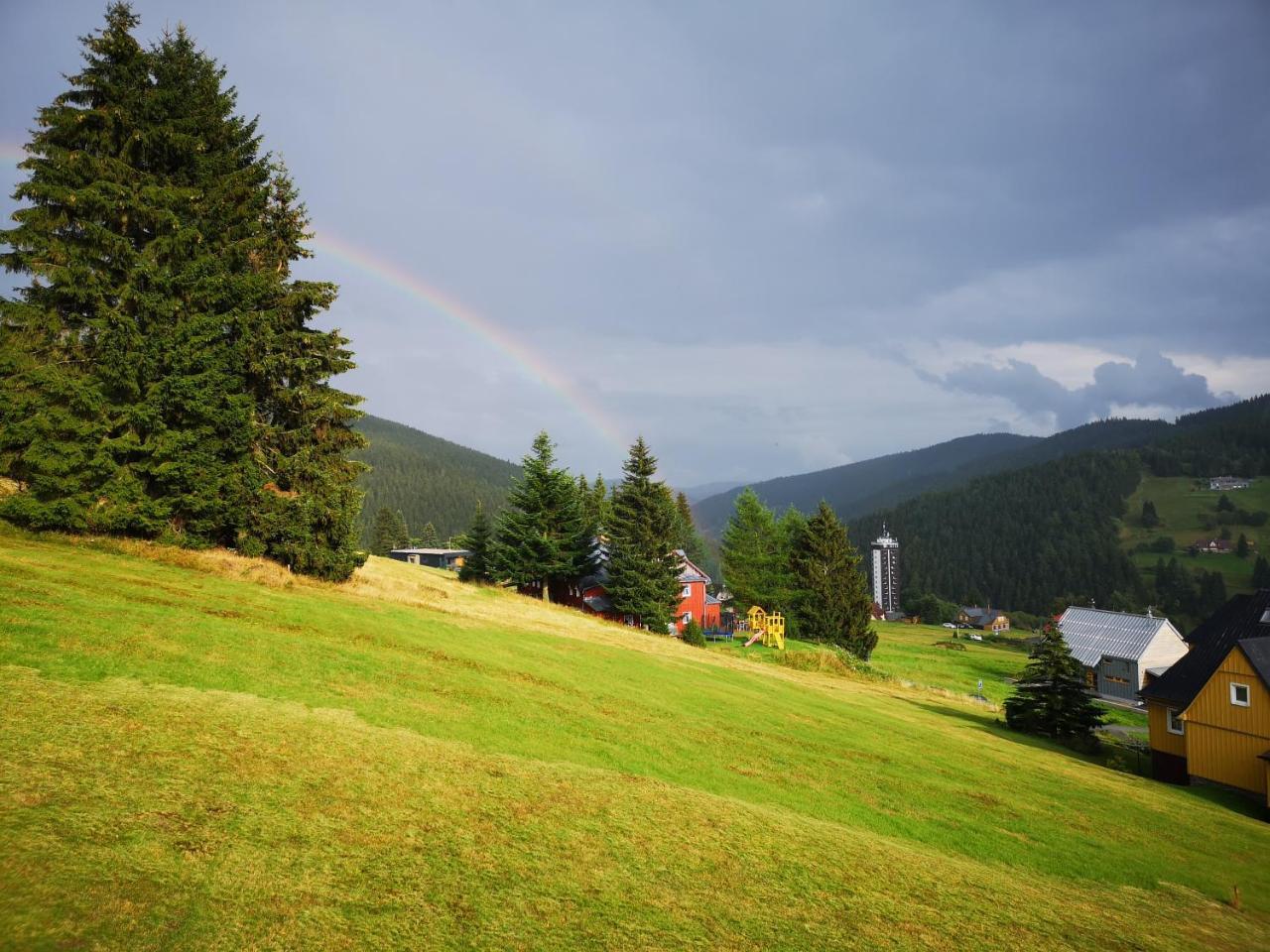 Penzion Lesni Pramen Pec pod Sněžkou Exterior foto